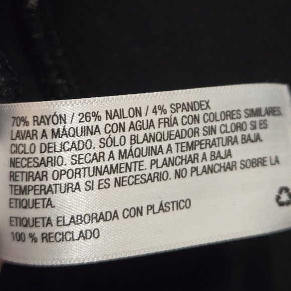 Isabel Maternity Black Leggings, Large, back pockets, EUC - Picture 7 of 8